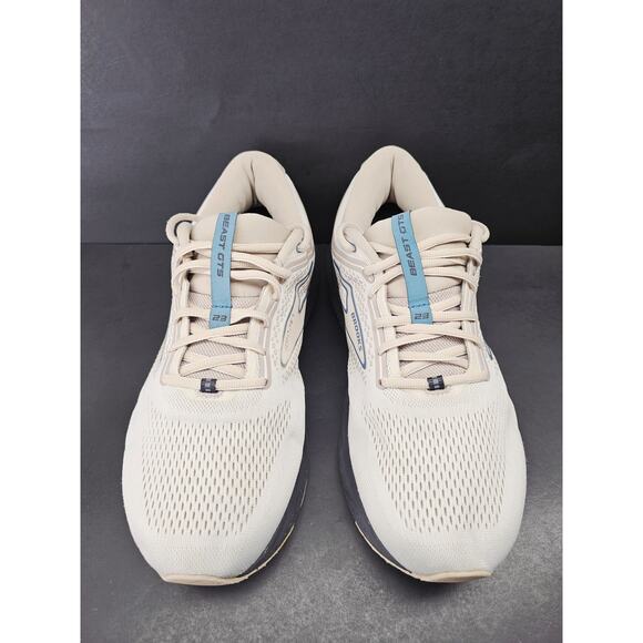Extra Wide Brooks Men 11 main image 6